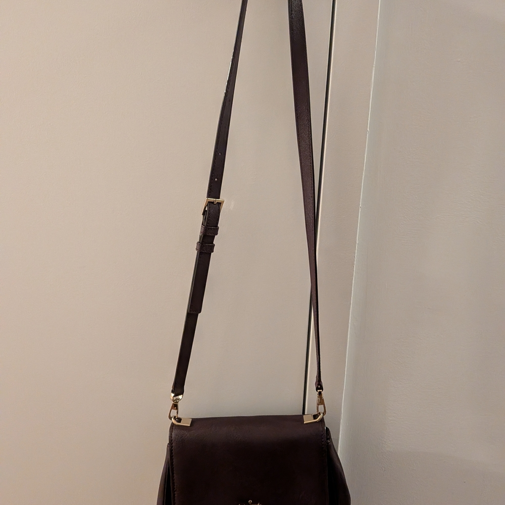 Elegant Brown Leather Crossbody Bag